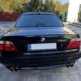 362 Оренда BMW 750i E38 чорний 2001 - авто на весілля
 у Києві - портфоліо 4