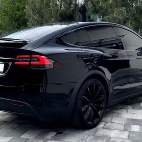 121 Прокат Tesla Model X чорна без водія - авто на весілля
 у Києві - портфоліо 6