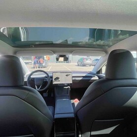 242 Авто на весілля Tesla Model 3 чорна з водієм - авто на весілля
 у Києві - портфоліо 4