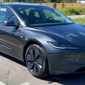 305 Авто на весілля Tesla Model 3 cіра з водієм - авто на весілля
 у Києві - портфоліо 1