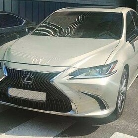 430 Авто на весілля Lexus ES 300h золотий - авто на весілля
 у Києві - портфоліо 1