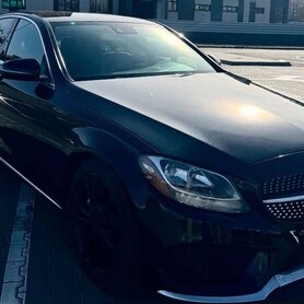 432 Авто без водія Mercedes Benz С Сlass - авто на весілля
 у Києві - портфоліо 3