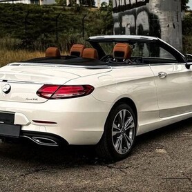 081 Прокат Mercedes-Benz C300 Cabrio білий - авто на весілля
 у Києві - портфоліо 5