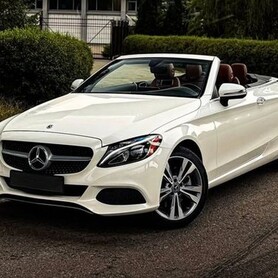 081 Прокат Mercedes-Benz C300 Cabrio білий - авто на весілля
 у Києві - портфоліо 3
