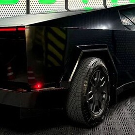 351 Tesla Cybertruck чорний прокат - авто на весілля
 у Києві - портфоліо 3