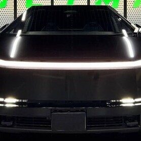 351 Tesla Cybertruck чорний прокат - авто на весілля
 у Києві - портфоліо 2