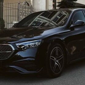 222 Оренда Mercedes Benz E-class W214 - авто на весілля
 у Києві - портфоліо 1