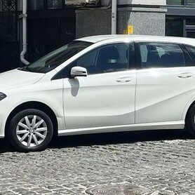 437 Авто на весілля Mercedes Benz W246 B class - авто на весілля
 у Києві - портфоліо 4