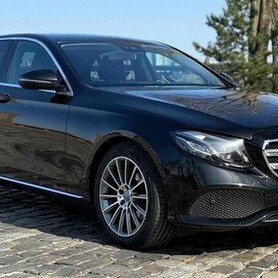 108 Mercedes-Benz W213 E-class NEW - авто на весілля
 у Києві - портфоліо 1