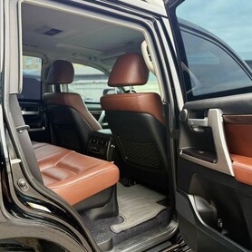 143 Оренда броньованої Toyota Land Cruiser 200 - авто на весілля
 у Києві - портфоліо 4
