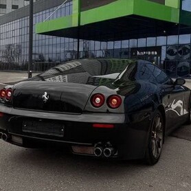 281 Ferrari 612 чорна для фотосесії зйомки - авто на весілля
 у Києві - портфоліо 5