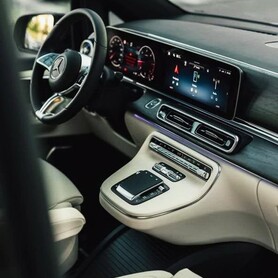 438 Mercedes-Benz V class NEW з Києва - авто на весілля
 у Києві - портфоліо 2