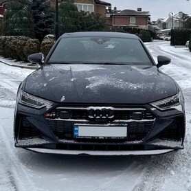 439 Audi A7 RS з водієм – прокат без водія - авто на весілля
 у Києві - портфоліо 2