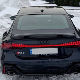 439 Audi A7 RS з водієм – прокат без водія - авто на весілля
 у Києві - портфоліо 6