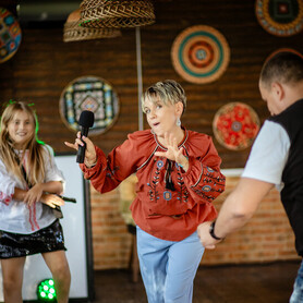 Аліна Захарчук - ведущий у Києві - портфоліо 3