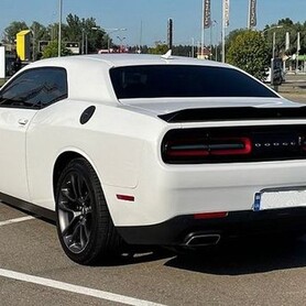440 Прокат Dodge Challenger білий 6.4 - авто на весілля
 у Києві - портфоліо 5
