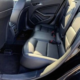 445 Позашляховик Mercedes-Benz GLA 250 на весілля - авто на весілля
 у Києві - портфоліо 4