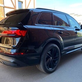 439 Оренда Audi Q7 R-Line у Києві - авто на весілля
 у Києві - портфоліо 5