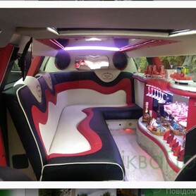 Лімузин Крайслер С300 Тернопіль - авто на весілля
 у Тернополі - портфоліо 6