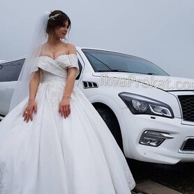 Лімузин INFINITI QX80 з літнім майданчиком - авто на весілля
 у Мукачеві - портфоліо 6