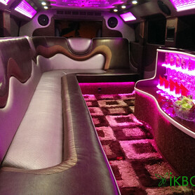 Лімузин Hummer H2 - авто на весілля
 у Мукачеві - портфоліо 2