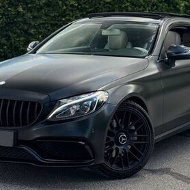 163 Mercedes-Benz C Coupe — оренда з водієм - авто на весілля
 у Києві - портфоліо 2