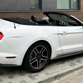 094 Прокат кабріолет Ford Mustang GT білий - авто на весілля
 у Києві - портфоліо 3