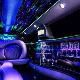 355 Лімузин Rolls-Royce Phantom Galaxy - авто на весілля
 у Києві - портфоліо 3