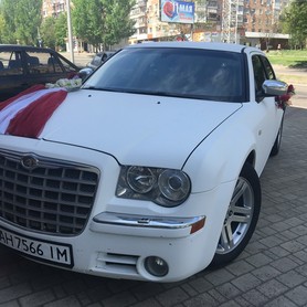 Свадебный Chrysler 300С белый, заказ авто - авто на свадьбу в Донецке - портфолио 4