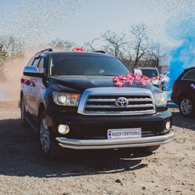 Toyota Sequoia - авто на свадьбу в Тернополе - портфолио 4