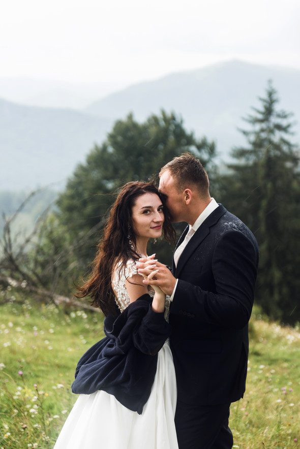 Весільна зйомка в горах для Клюши та Дениса - фото №48