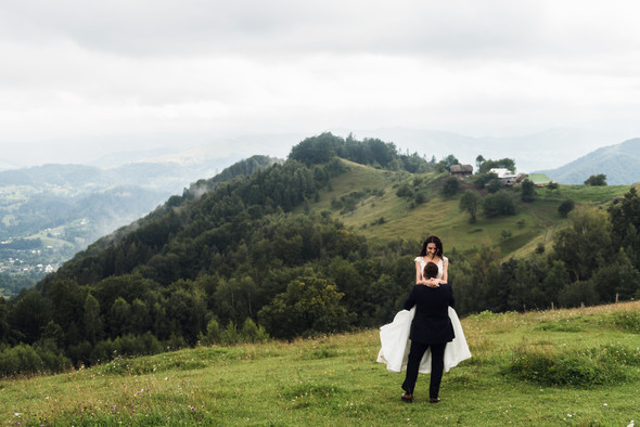 Весільна зйомка в горах для Клюши та Дениса - фото №26