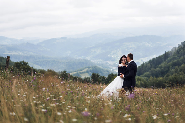 Весільна зйомка в горах для Клюши та Дениса - фото №34