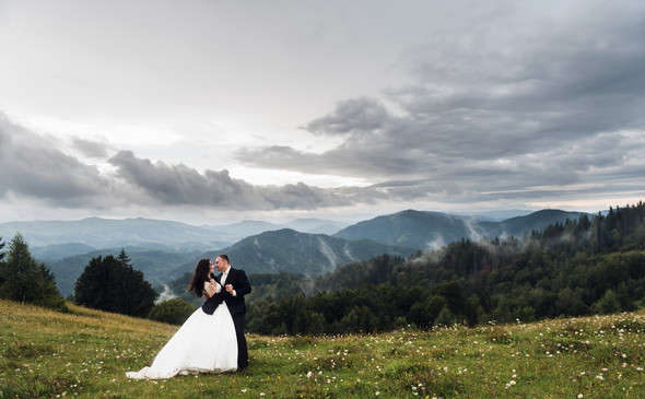 Весільна зйомка в горах для Клюши та Дениса - фото №60