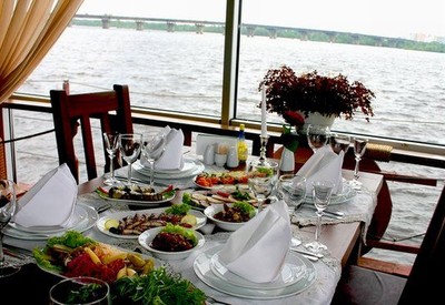 Ресторан для свадьбы на воде «Замок Выдубичи» - фото 3