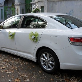 Toyota Avensis белая - авто на свадьбу в Николаеве - портфолио 2