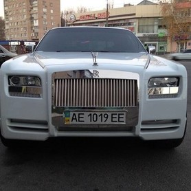 Rolls-Royce Phantom - авто на свадьбу в Запорожье - портфолио 1