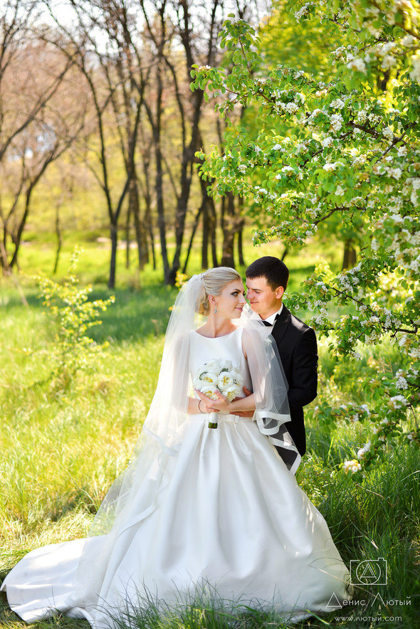 Красивая свадьба в классическом стиле Юлии и Виталия - фото №17