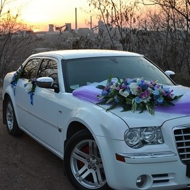 Седан Chrysler 300 C - авто на свадьбу в Чернигове - портфолио 1