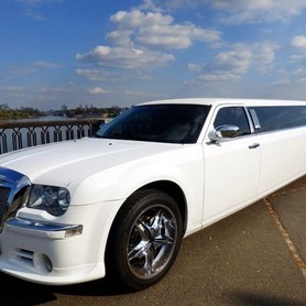 Лимузин Chrysler Bentley Style - авто на свадьбу в Кропивницком - портфолио 1