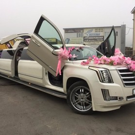 Лимузин Cadillac Escalade 2018 - авто на свадьбу в Киеве - портфолио 4