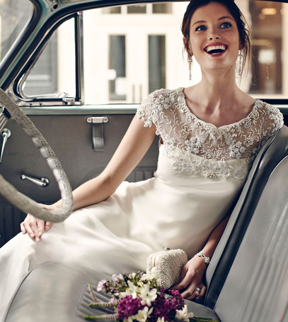 Невеста в авто