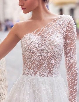 свадебное платье с рукавом