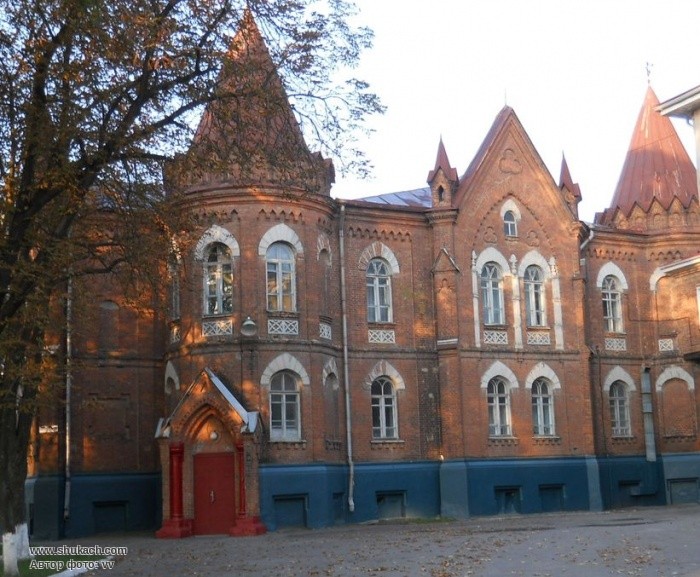  Александровская гимназия