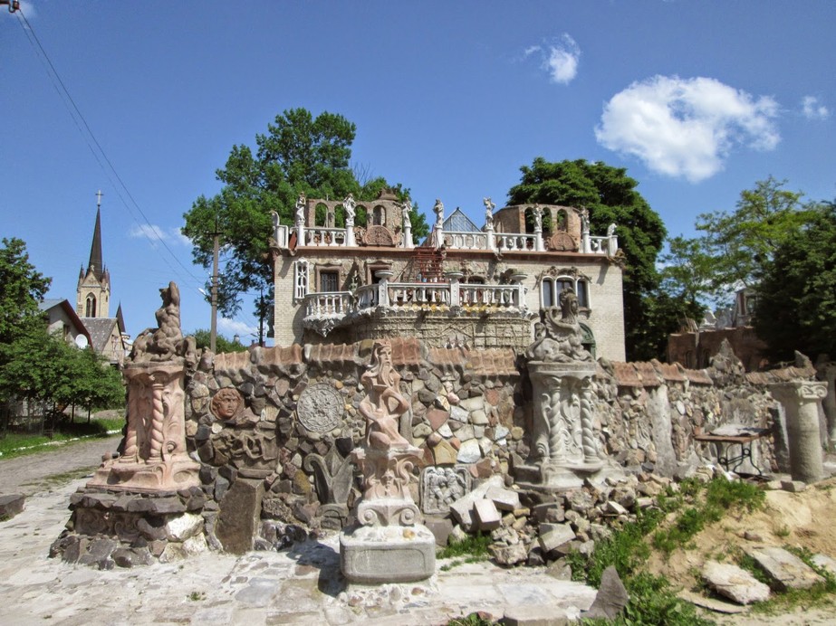 Дом скульптора Голованя