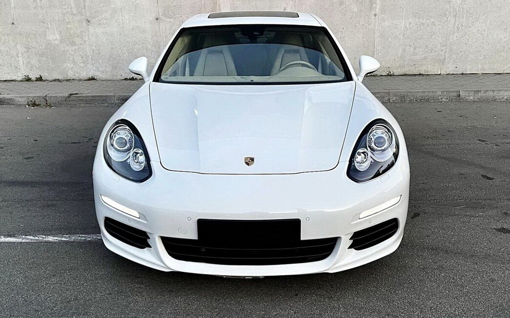 160 Porsche Panamera белая аренда 