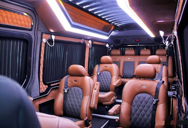 278 Микроавтобус Mercedes Sprinter черный VIP  