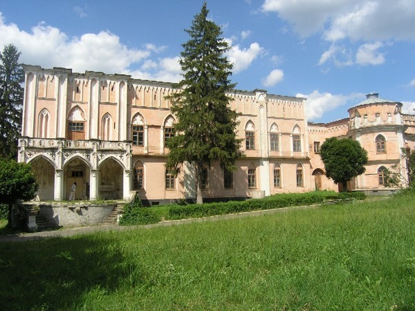 Дворец Витославского-Львовой