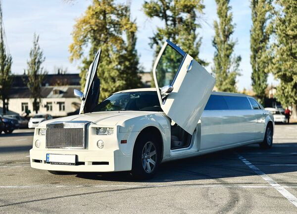 013 Лимузин Rolls-Royce Phantom Tiffani аренда 