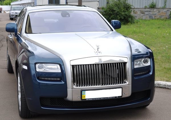 080 Vip-авто Rolls Royce Ghost 